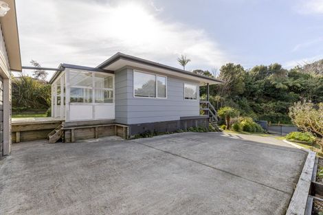Photo of property in 29 Kenmore Street, Westown, New Plymouth, 4310
