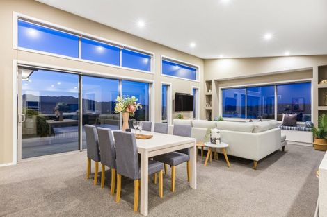 Photo of property in 15 Sue Dow Lane, Aotea, Porirua, 5024