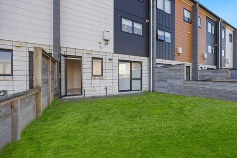 Photo of property in 20 Meritage Lane, Te Atatu South, Auckland, 0610