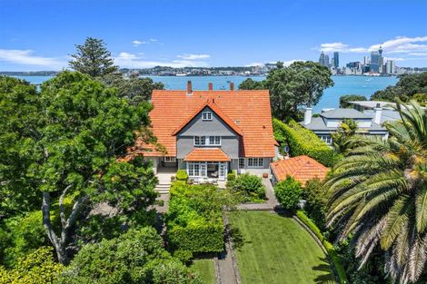 Photo of property in 11 Stanley Point Road, Stanley Point, Auckland, 0624