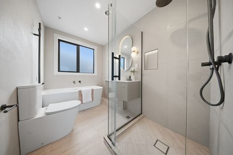 Photo of property in 2b Rangitoto Terrace, Milford, Auckland, 0620