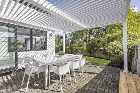 Photo of property in 6 Thirlmere Rise, Northpark, Auckland, 2013