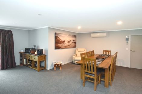 Photo of property in 1f Hoylake Street, Outram, 9019