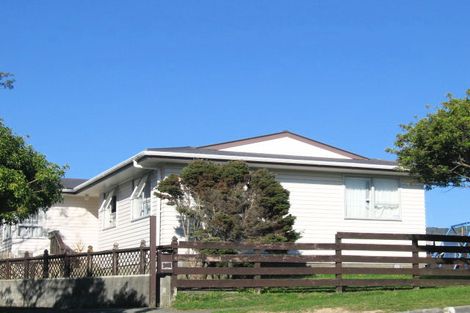 Photo of property in 113 Holborn Drive, Stokes Valley, Lower Hutt, 5019