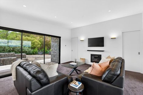 Photo of property in 17 Te Roera Drive, Taradale, Napier, 4112