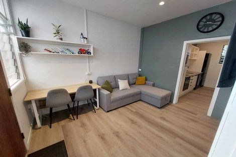 Photo of property in The Stables, 3/9 August Place, Greenlane, Auckland, 1061