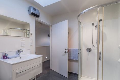 Photo of property in 32 Date Crescent, Aidanfield, Christchurch, 8025