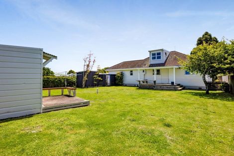 Photo of property in 1354 Devon Road, Brixton, Waitara, 4382