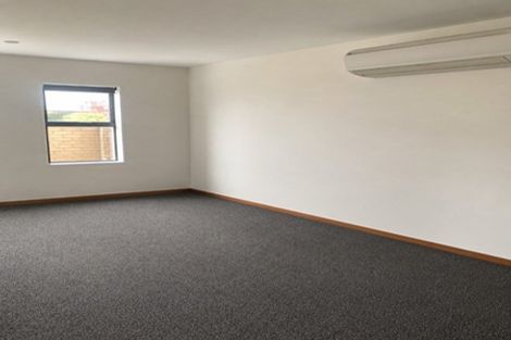 Photo of property in 16 George Street, Riccarton, Christchurch, 8041