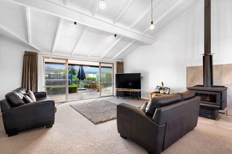 Photo of property in 11 Holyrood Street, Taradale, Napier, 4112