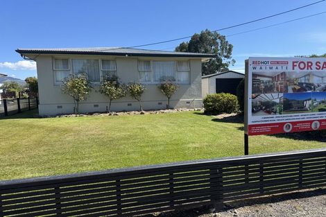 Photo of property in 16 Hughes Street, Waimate, 7924