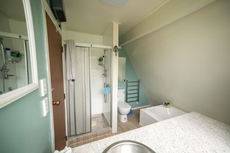 Photo of property in 35 Lakeview Terrace, Lake Hawea, Wanaka, 9382