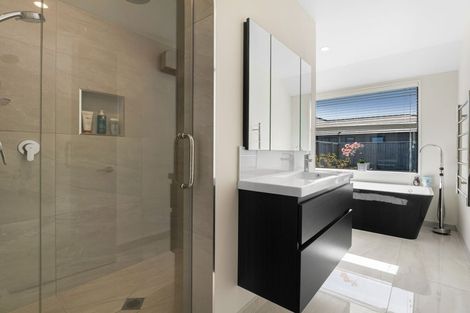 Photo of property in 5 Feather Place, Rolleston, 7615