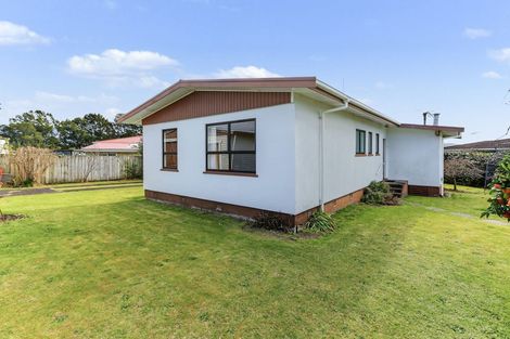Photo of property in 24 Donovan Street, Te Puke, 3119