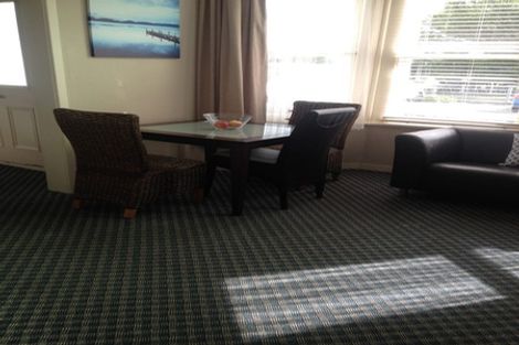 Photo of property in 14 Freyberg Street, Roslyn, Palmerston North, 4414