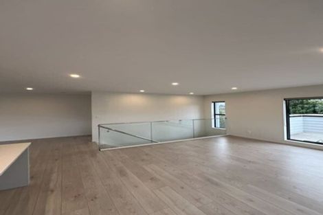 Photo of property in 14e River Road, Te Atatu Peninsula, Auckland, 0610