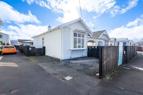 Photo of property in 52 Melbourne Street, South Dunedin, Dunedin, 9012