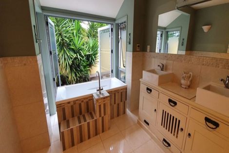 Photo of property in 10 Courtenay Place, Owhata, Rotorua, 3010