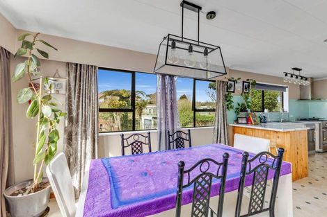 Photo of property in 17 Bridger Place, Eltham, 4322