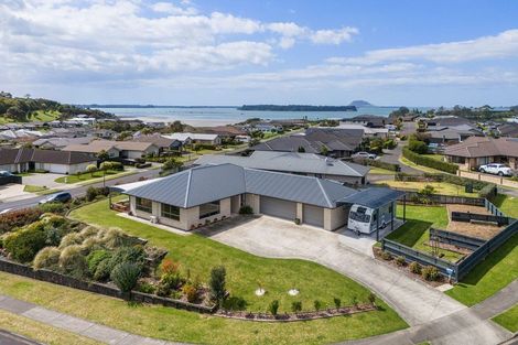 Photo of property in 1 Vantage Place, Omokoroa, 3114