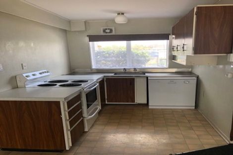 Photo of property in 4/31 Mana Avenue, Titahi Bay, Porirua, 5022