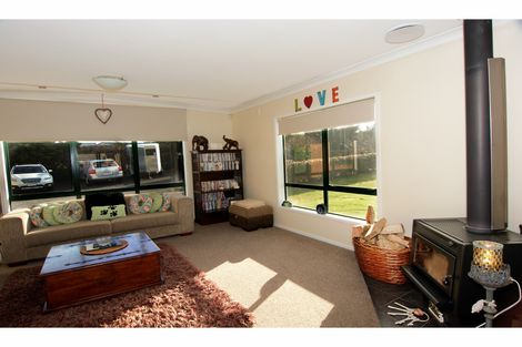 Photo of property in 25 Jenny Lane, Waiuku, 2123