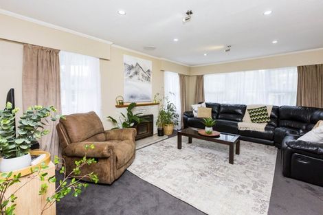 Photo of property in 61 Oregon Drive, Maoribank, Upper Hutt, 5018