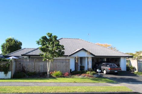 Photo of property in 1 Yarlside Place, Northpark, Auckland, 2013