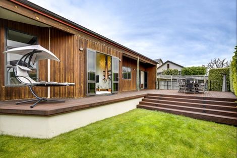 Photo of property in 72 Rochfort Road, Havelock North, 4130