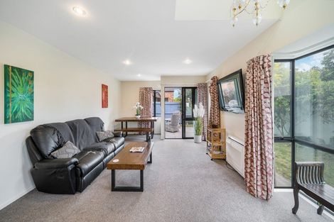 Photo of property in 1/66 Broadhaven Avenue, Parklands, Christchurch, 8083