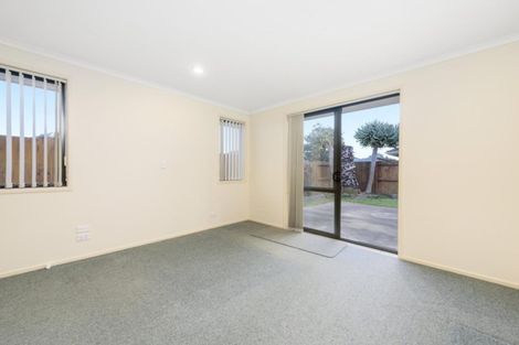 Photo of property in 718 Gloucester Road, Papamoa Beach, Papamoa, 3118