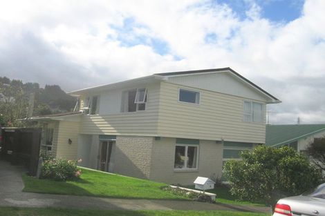 Photo of property in 4 Panorama Grove, Harbour View, Lower Hutt, 5010