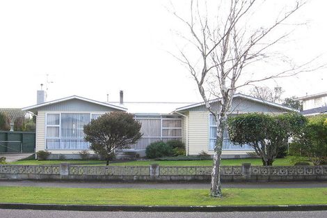 Photo of property in 78 Ruamahanga Crescent, Terrace End, Palmerston North, 4410