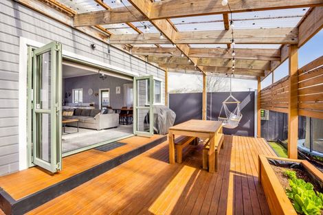 Photo of property in 58 Matai Street, Inglewood, 4330