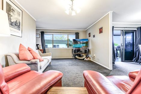 Photo of property in 3 Jasmine Avenue, Dinsdale, Hamilton, 3204