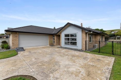 Photo of property in 61 Hamon Place, Pukehangi, Rotorua, 3015