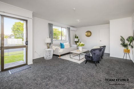 Photo of property in 2/27 Scott Road, Papakura, 2110