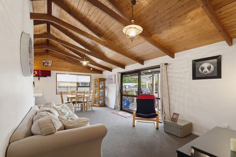 Photo of property in 5 Stopforth Street, Woodend, 7610