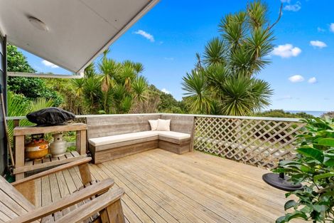 Photo of property in 99 Waitea Road, Muriwai, Waimauku, 0881