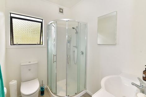 Photo of property in 7 Mangakura Road, Helensville, 0800