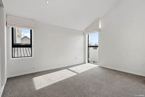 Photo of property in 26 Liquidambar Drive, Hobsonville, Auckland, 0616