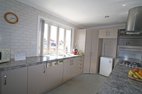 Photo of property in 32 Sole Avenue, Bell Block, New Plymouth, 4312