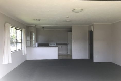 Photo of property in 2/81a Salisbury Road, Birkdale, Auckland, 0626