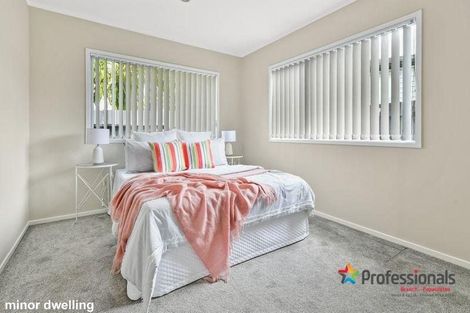 Photo of property in 34 Convair Crescent, Mangere, Auckland, 2022