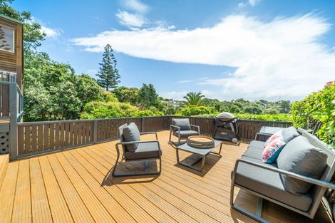 Photo of property in 13 Bayview Road, Paremata, Porirua, 5024
