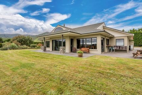 Photo of property in 94a Kaitawa Road, Hautere, Otaki, 5582