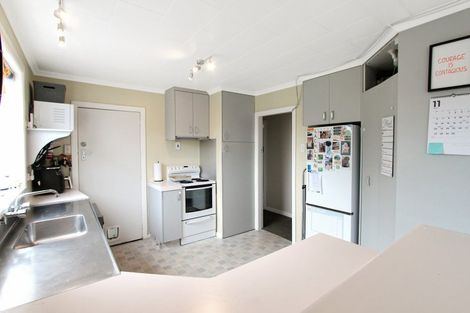 Photo of property in 12 Tui Street, Pahiatua, 4910