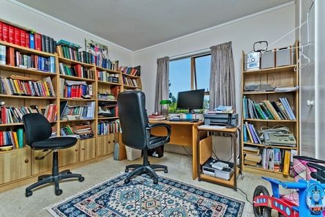 Photo of property in 30 Portobello Place, Torbay, Auckland, 0630