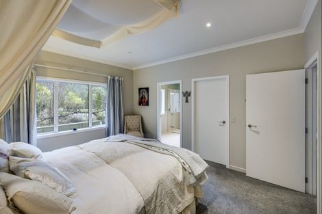 Photo of property in 254 Blackbarn Road, Havelock North, 4294