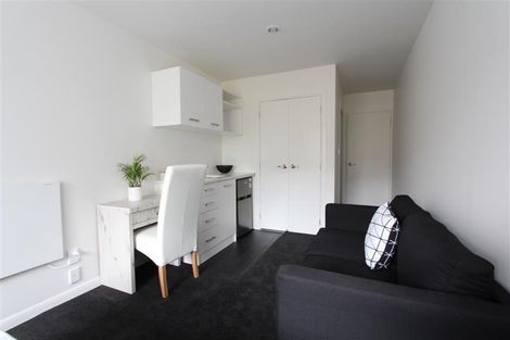 Photo of property in 2/5 Edgecumbe Street, Whitiora, Hamilton, 3200